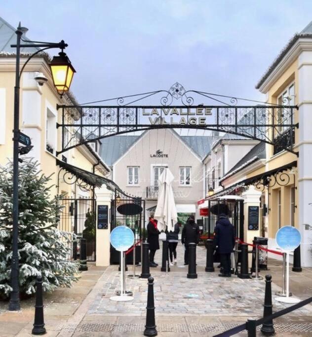 Le Splend'Id Disneyland Chessy  Εξωτερικό φωτογραφία