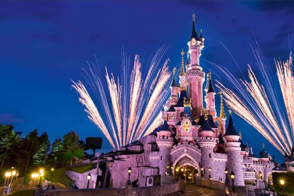 Le Splend'Id Disneyland Chessy  Εξωτερικό φωτογραφία